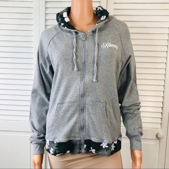 2/$50 ISLAND DESIGN COLLECTION Gray Floral Tank Top And Zip Up Jacket Size XL - Picture 1 of 10